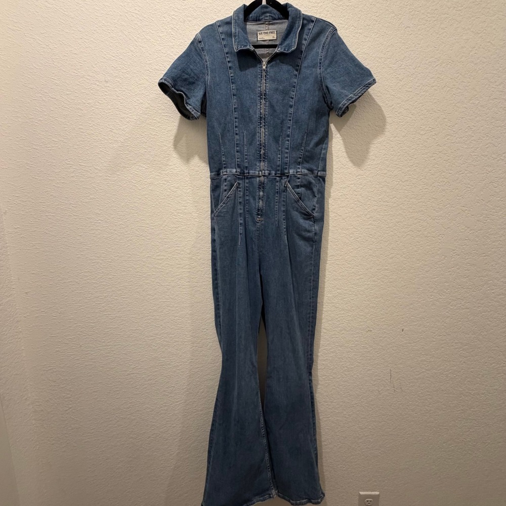 We The Free Free People Denim Jumpsuit XL Blue Short Sleeve Flare Leg Zip Front